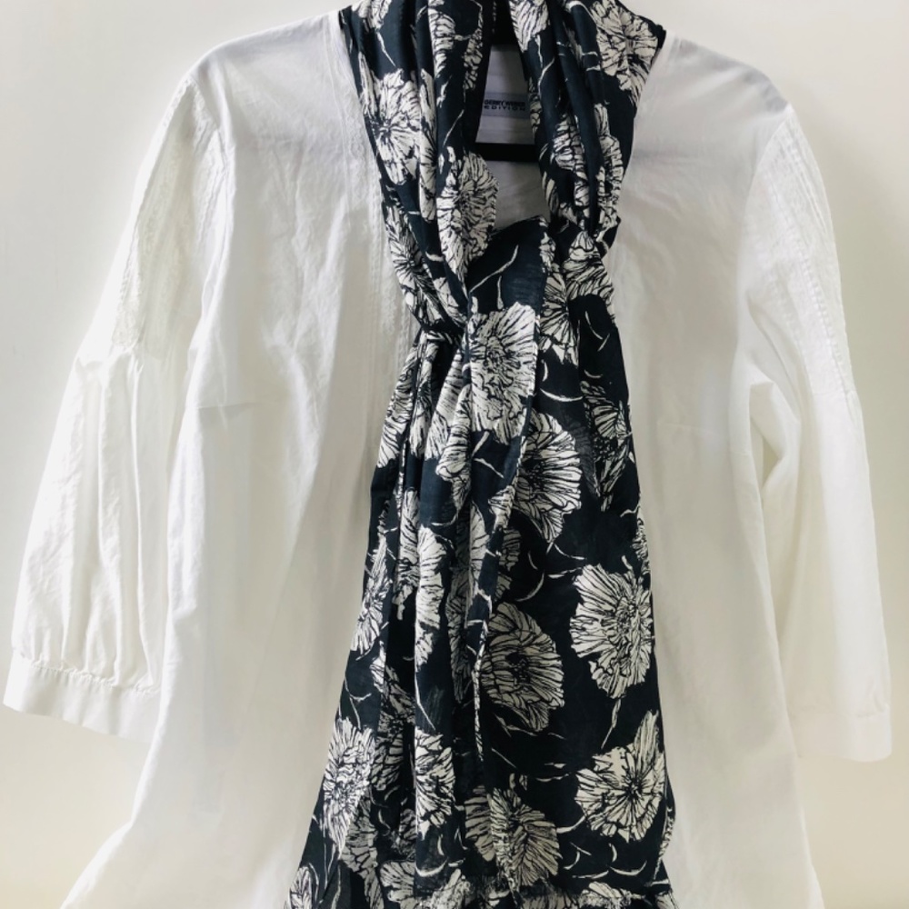 Blouse - Picture 4 of 6